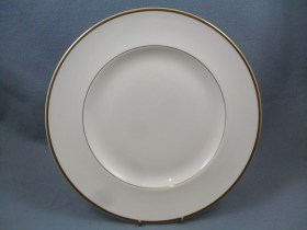 Heather dinner plate